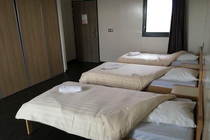 Room 17 of 44