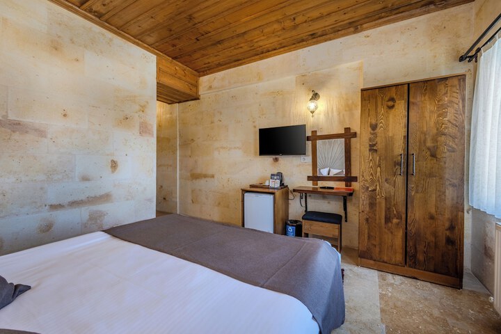 Room 10 of 67