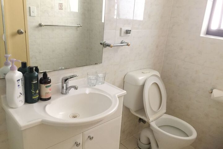 Room 12 of 21