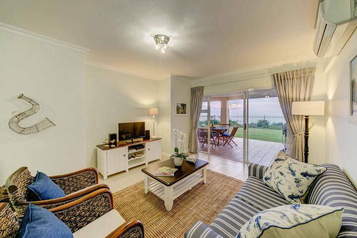 LA MER UKZN HOLIDAY HOMES