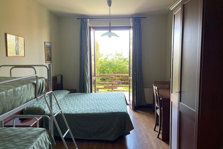 Room 17 of 29