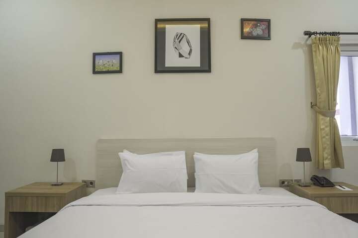 Room 10 of 54