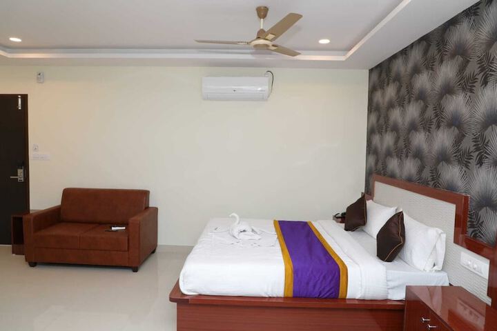 Room 22 of 26