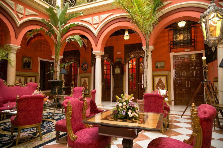 Guest Lobby