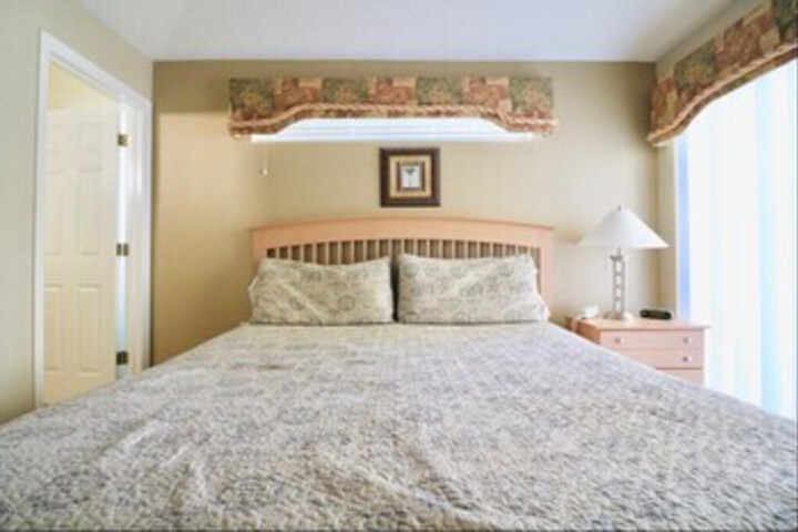 Room 30 of 32