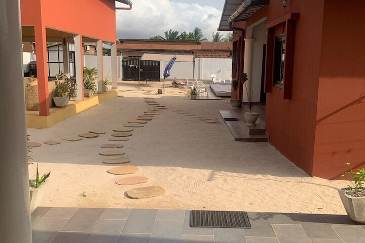Room 4 of 28