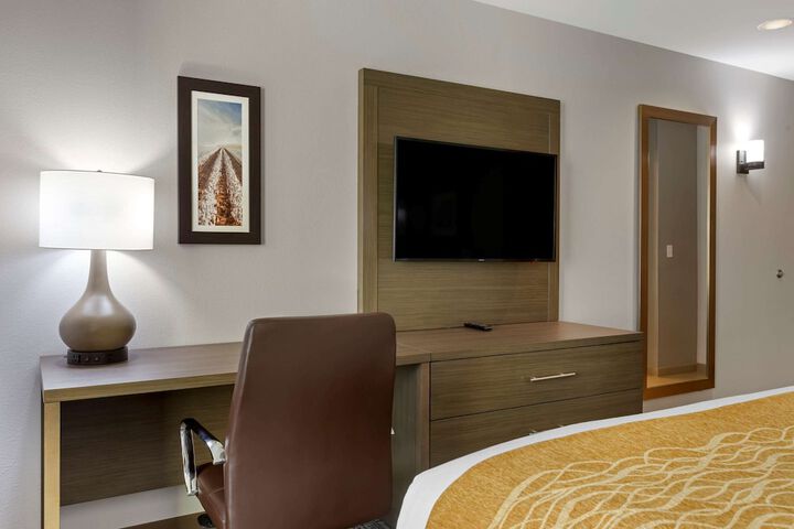 Room 7 of 36