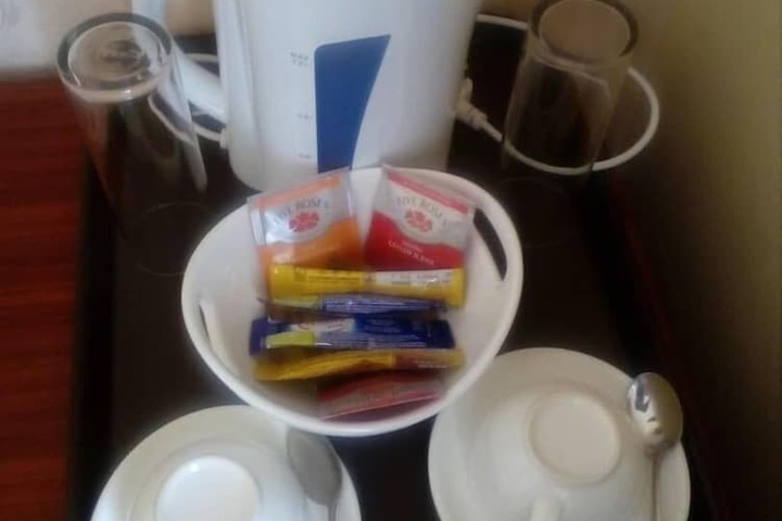 Breakfast/Coffee Service 19 of 37