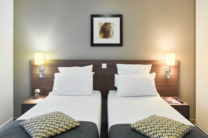 Room 7 of 21