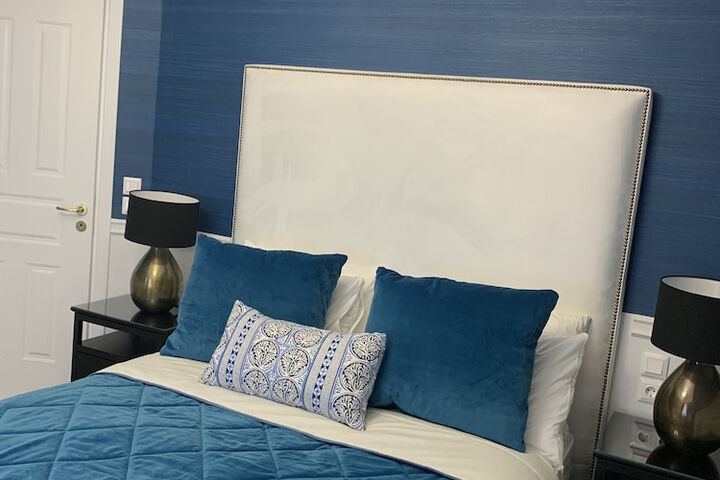 Room 4 of 63