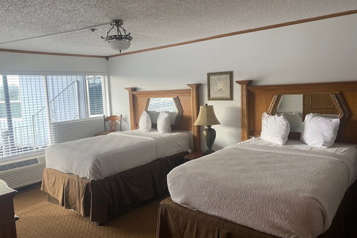 Room 3 of 24