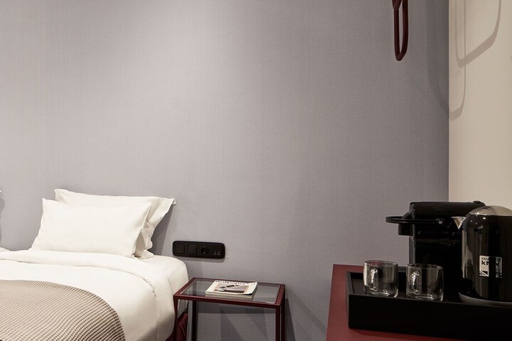 Room 36 of 60