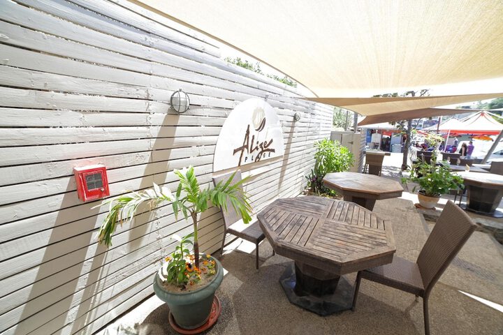 Terrace/Patio 19 of 65