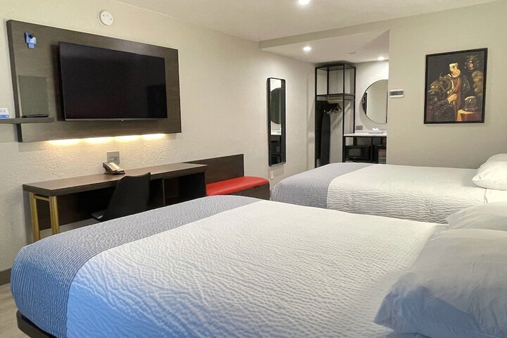 2 Double Beds (2 of 15)