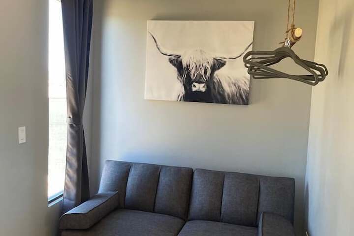 Room 12 of 76