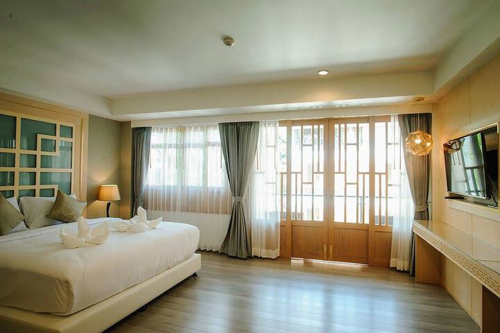 Room 18 of 91