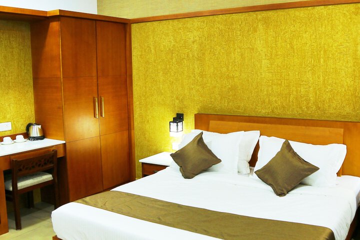 Room 10 of 53