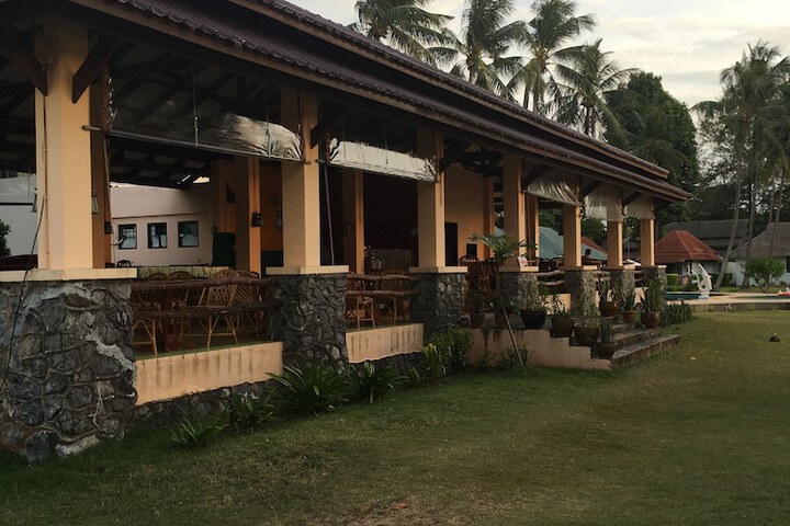 Dining Photos