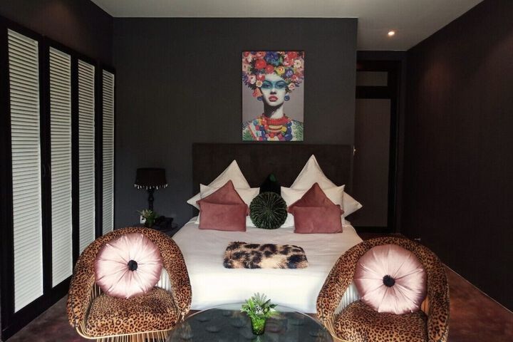 Room 16 of 45