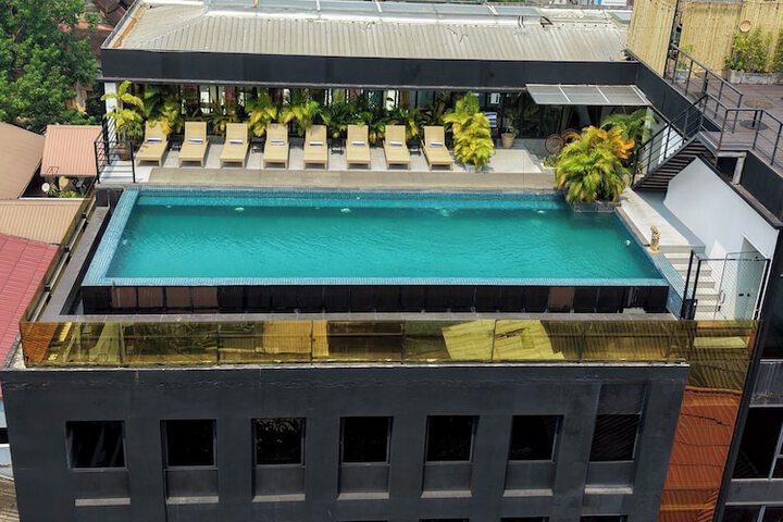 Pool 31 of 48