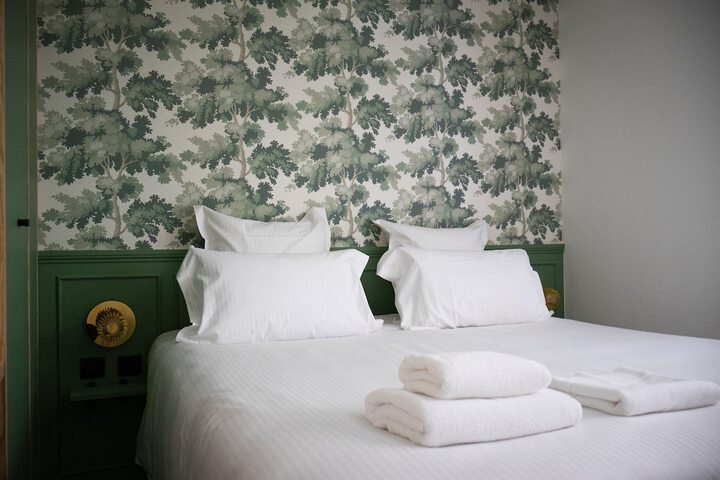 Room 2 of 15