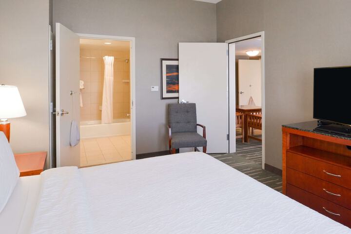 Room 29 of 40