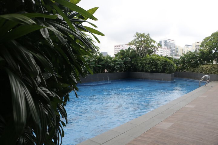 Pool 41 of 51