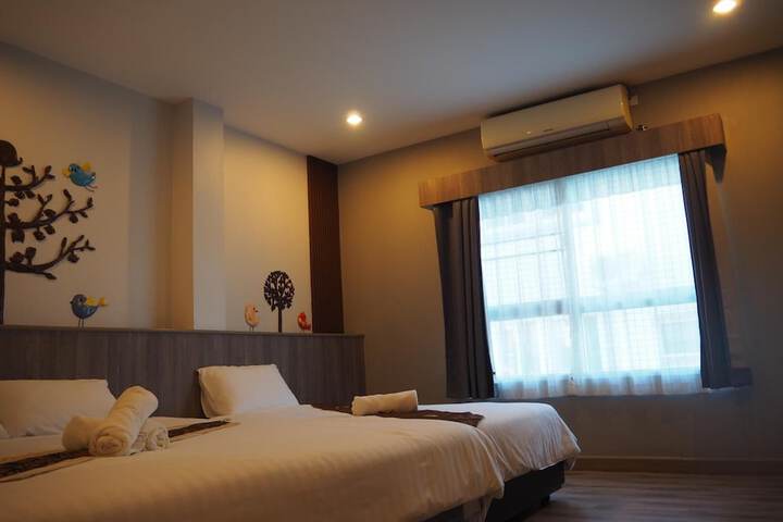 Room 42 of 65