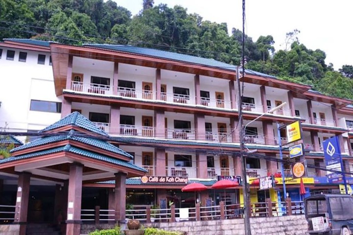 Room 3 of 58