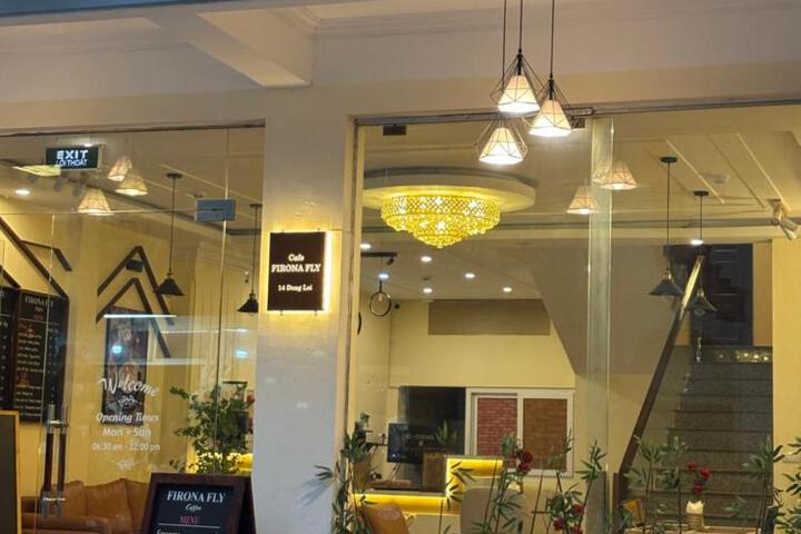 FIRONA FLY HOTEL