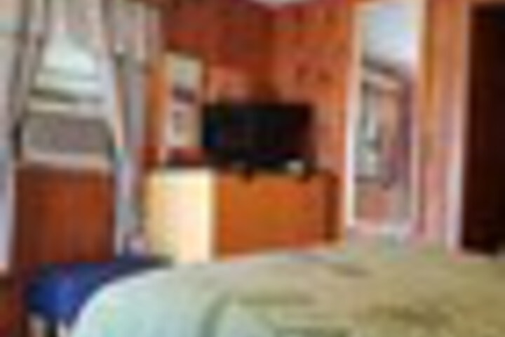 Room 86 of 345