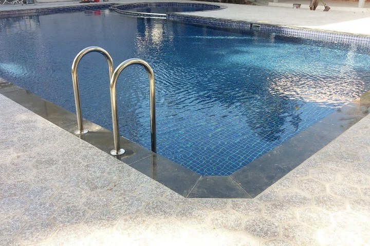 Pool 26 of 39