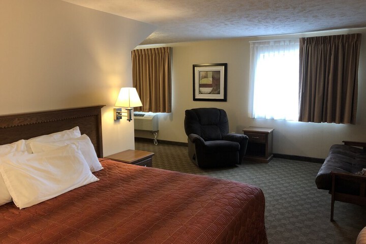 Room 17 of 35