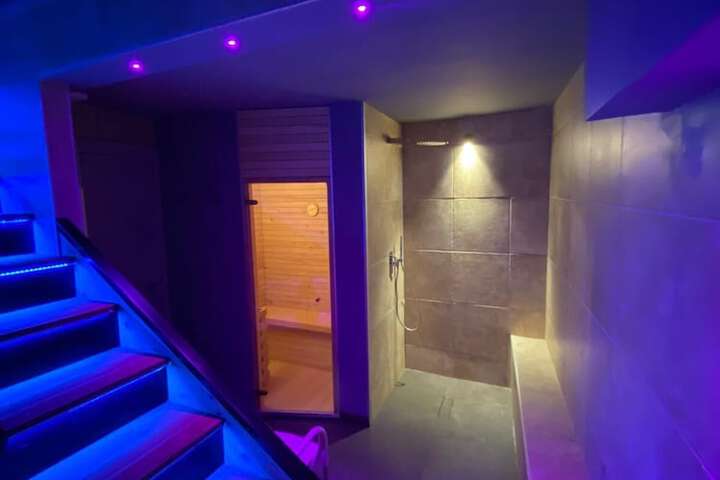 Spa 66 of 71