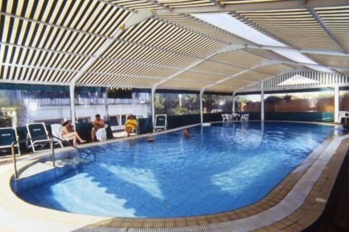 Pool Hotel