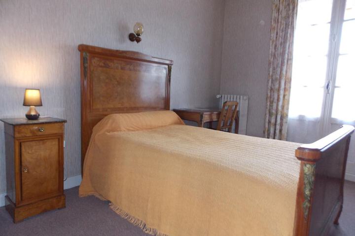 Room 20 of 53
