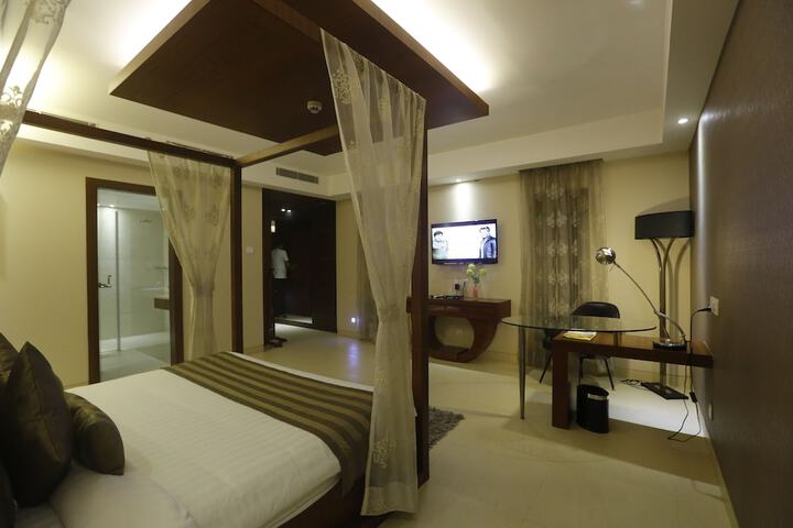 Room 10 of 54