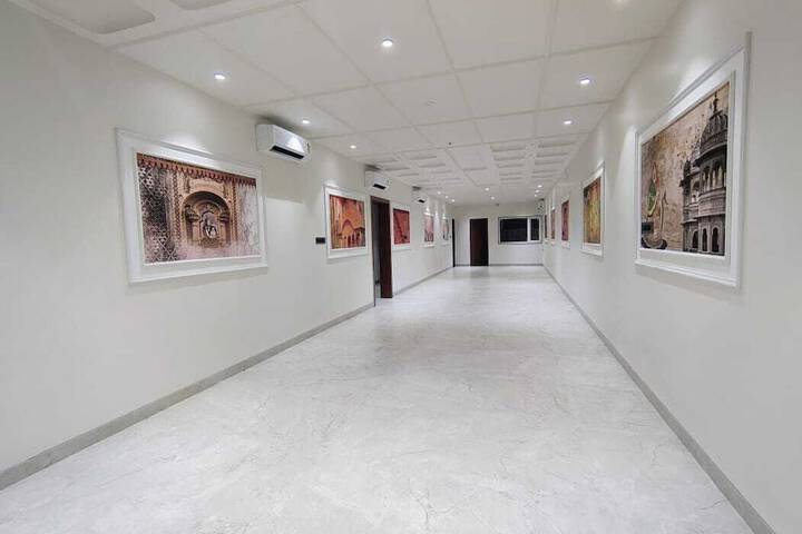 Ballroom/Hall 51 of 57