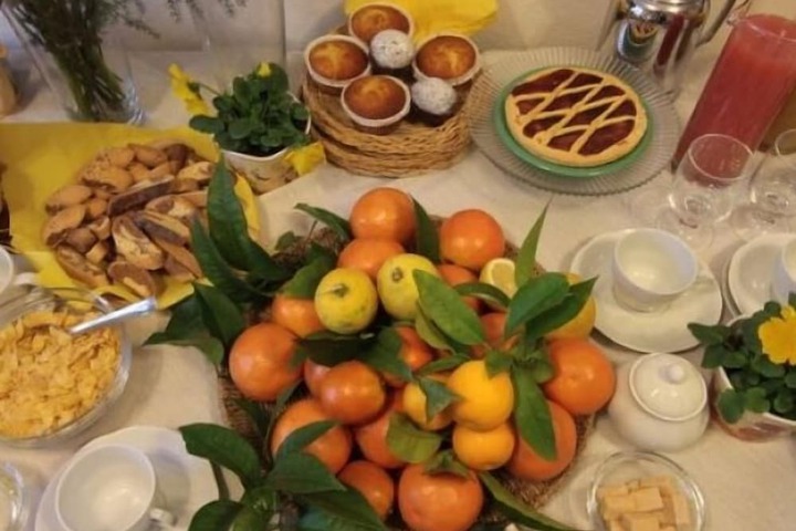 Breakfast area