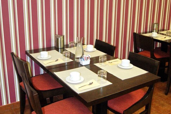 Dining Photos
