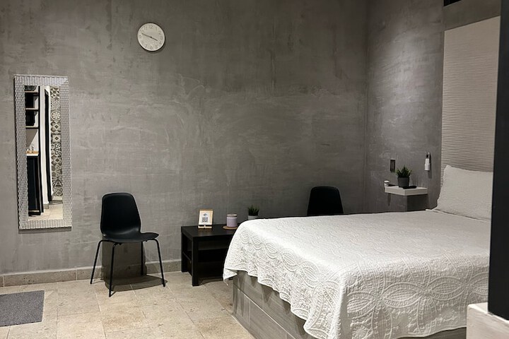 Room 19 of 85