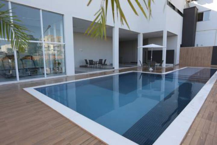 Pool 5 of 5