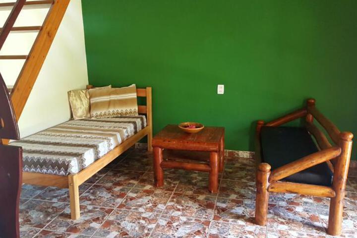 Room 10 of 24