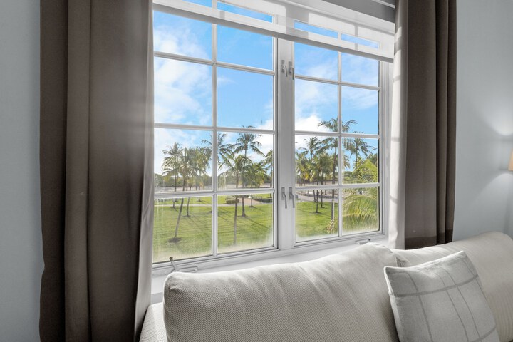 Beach/ocean view