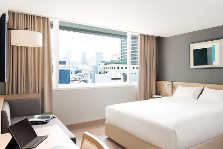 Room 14 of 34