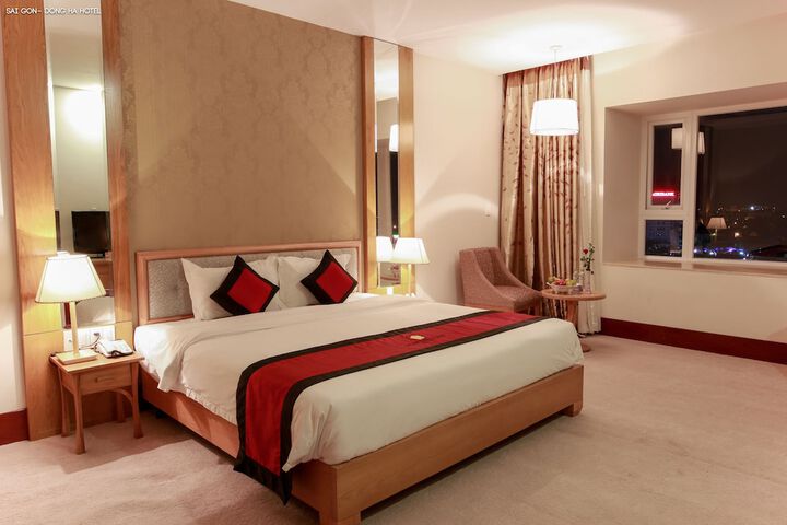 Room 5 of 78