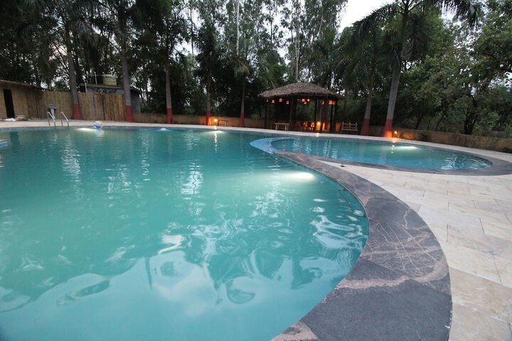 Pool 9 of 33