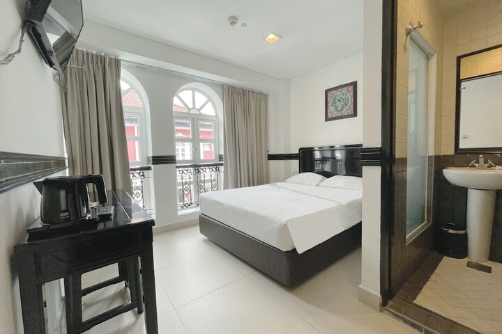 Room 20 of 47