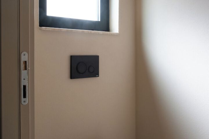 Room 34 of 50