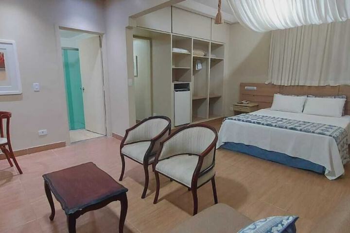 Room 27 of 80